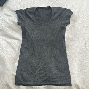 Lululemon Gray Tee